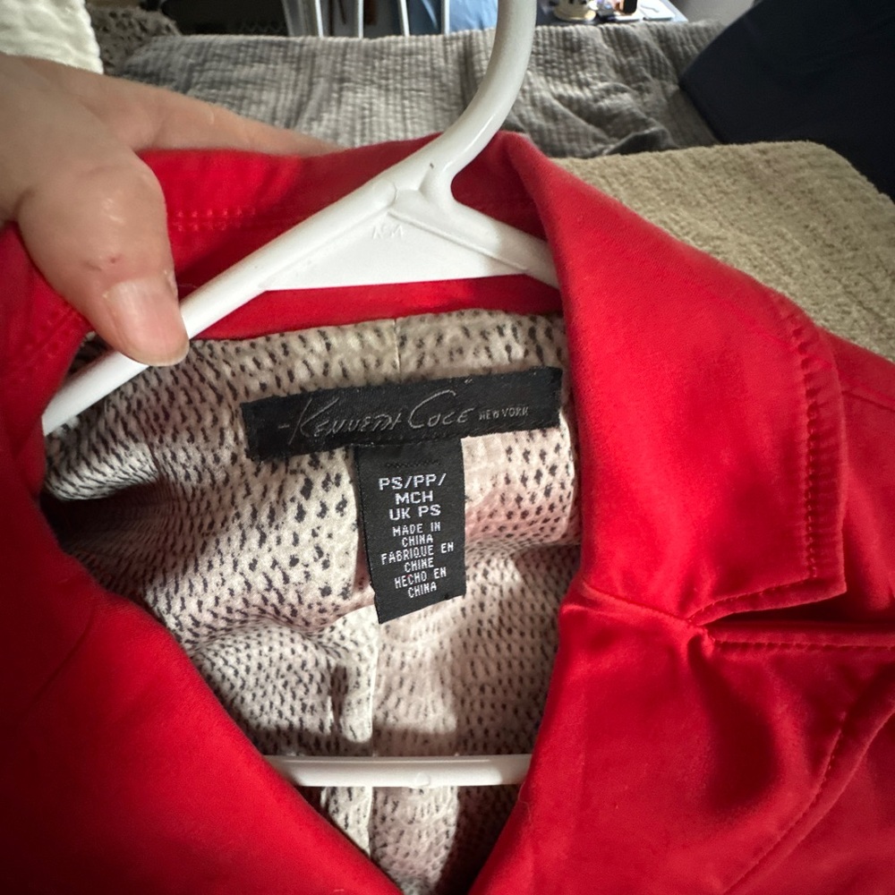 Kenneth Cole Vibrant Red Outerwear Sm
